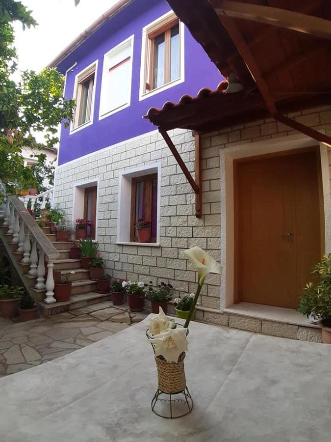 Guesthouse Hlias Gloria Berat Dış mekan fotoğraf